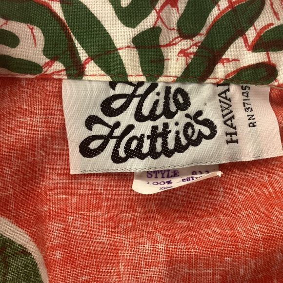 Vintage Hilo Hattie Hawaiian Woman’s sleeveless Shirt size large Made in Hawaii - Picture 6 of 8